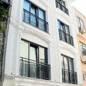 basilissis-hotel.istanbul-turkeyhotels.com/